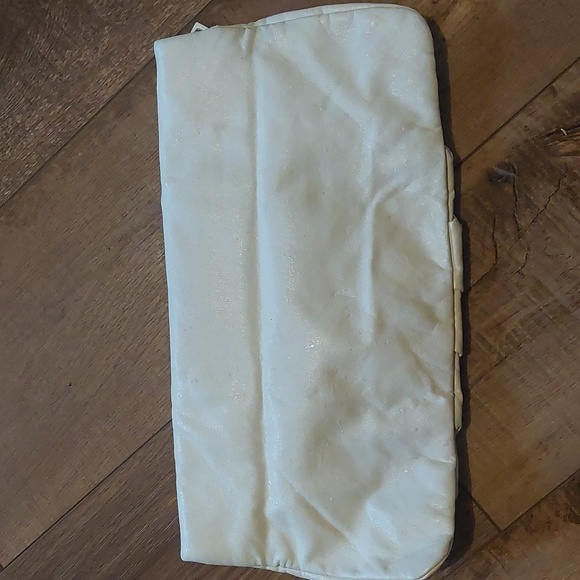 H&M clutch - Picture 2 of 8